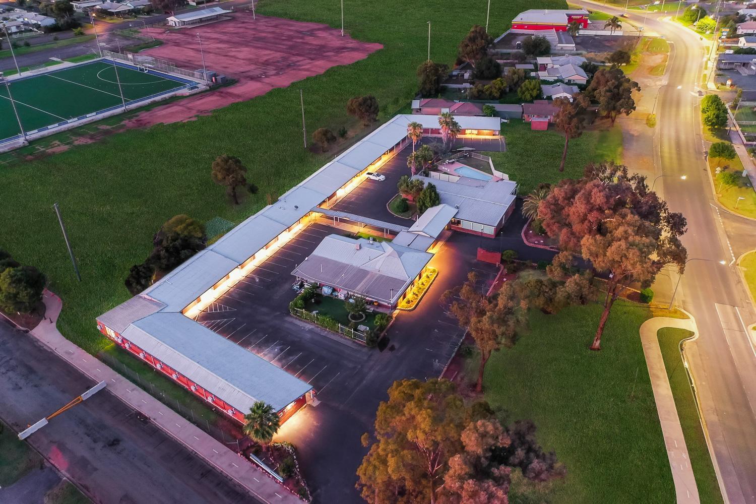 Parkview Motor Inn Parkes Exterior foto