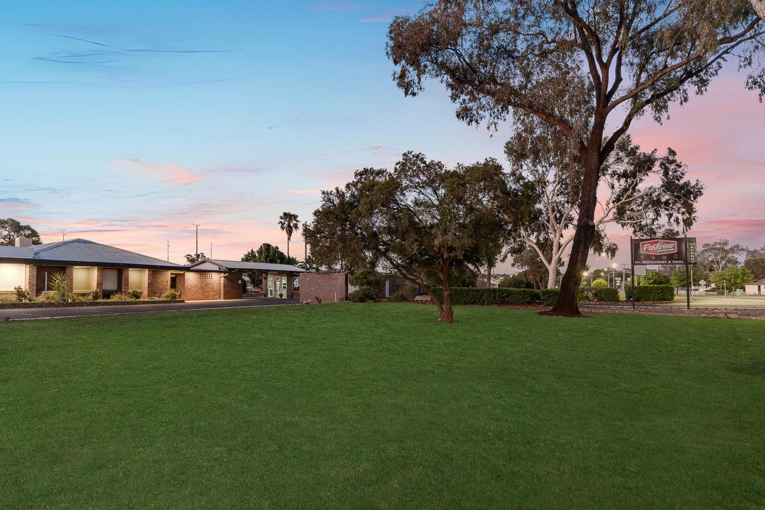 Parkview Motor Inn Parkes Exterior foto